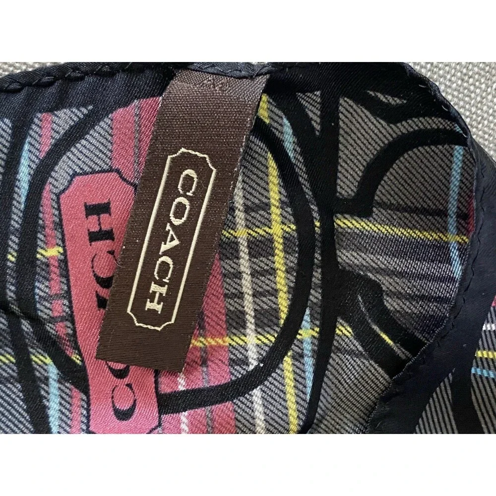 VTG Coach Tartan Plaid Signature C Pattern 21